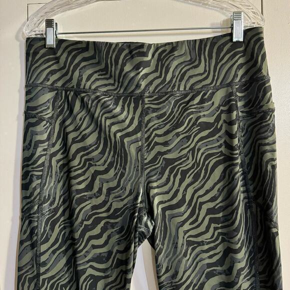 Sweaty Betty Zero Gravity Pocket 7/8 Running Leggings In Green Zebra Print - Picture 9 of 10